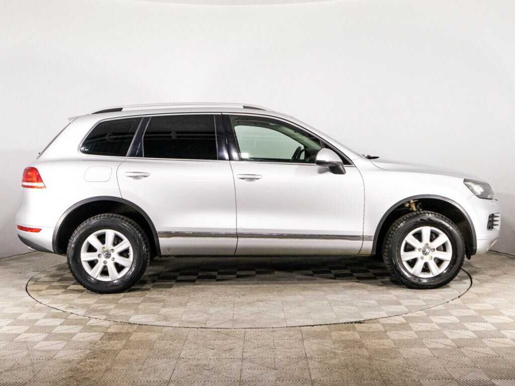 Volkswagen Touareg б/у, 2013, Автоматическая. Фото: #3