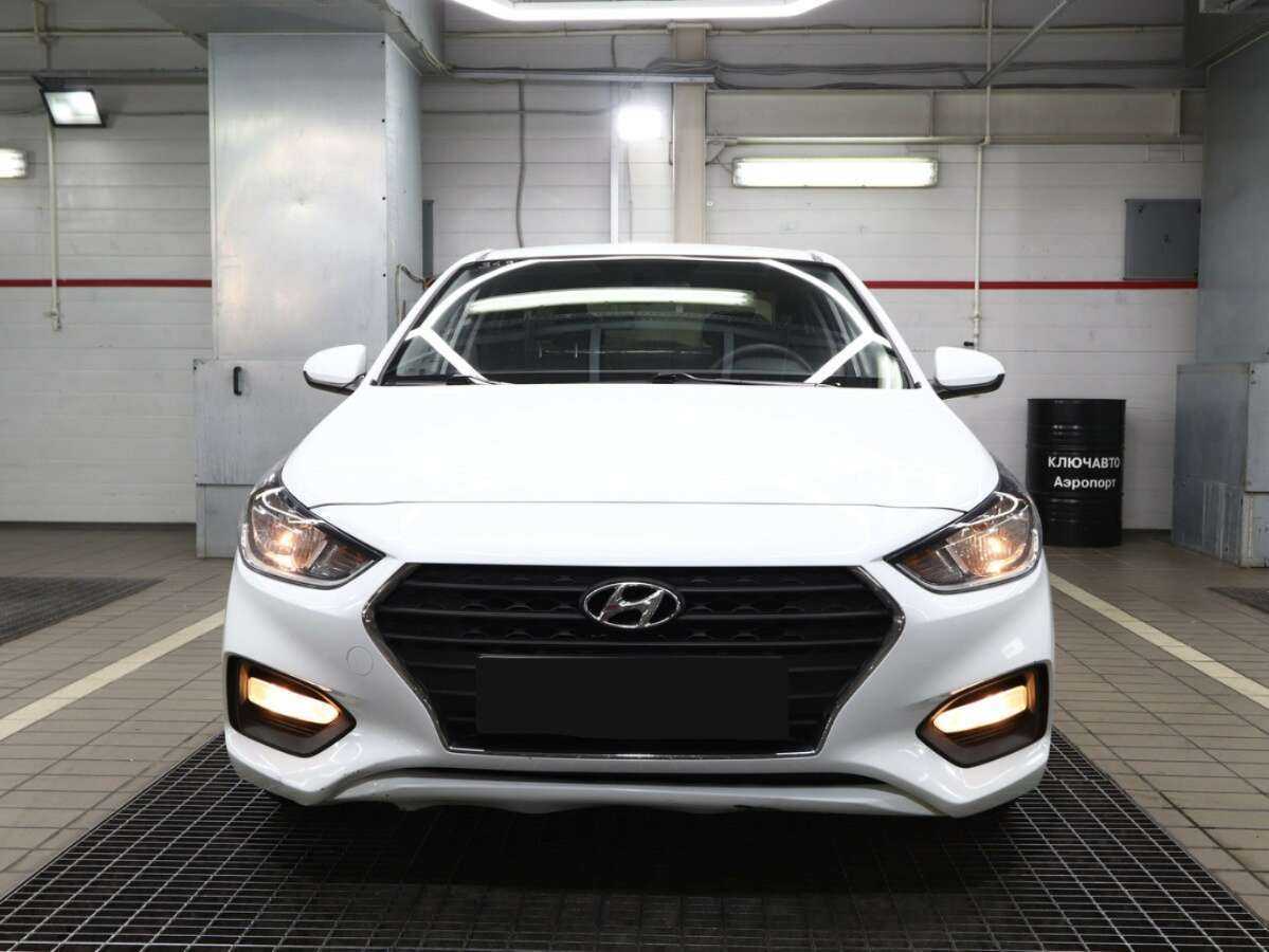 Hyundai Solaris б/у, 2019, Автоматическая. Фото: #1