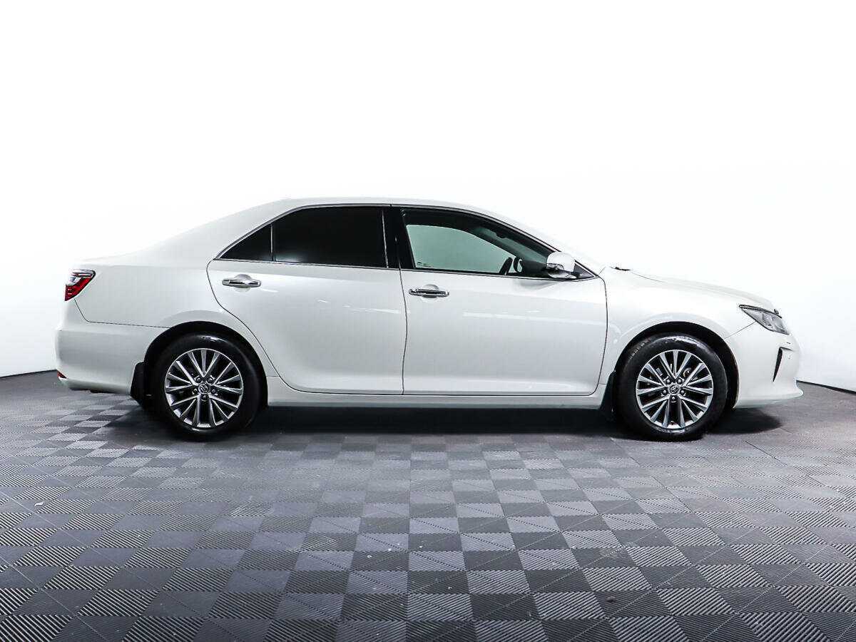 Toyota Camry б/у, 2017, Автоматическая. Фото: #0