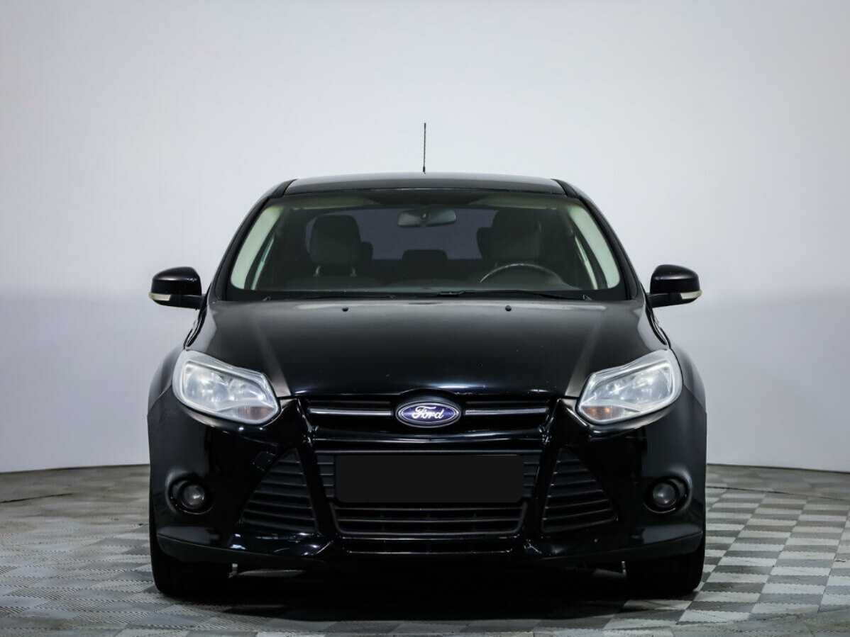 Ford Focus б/у, 2013, Механическая. Фото: #0