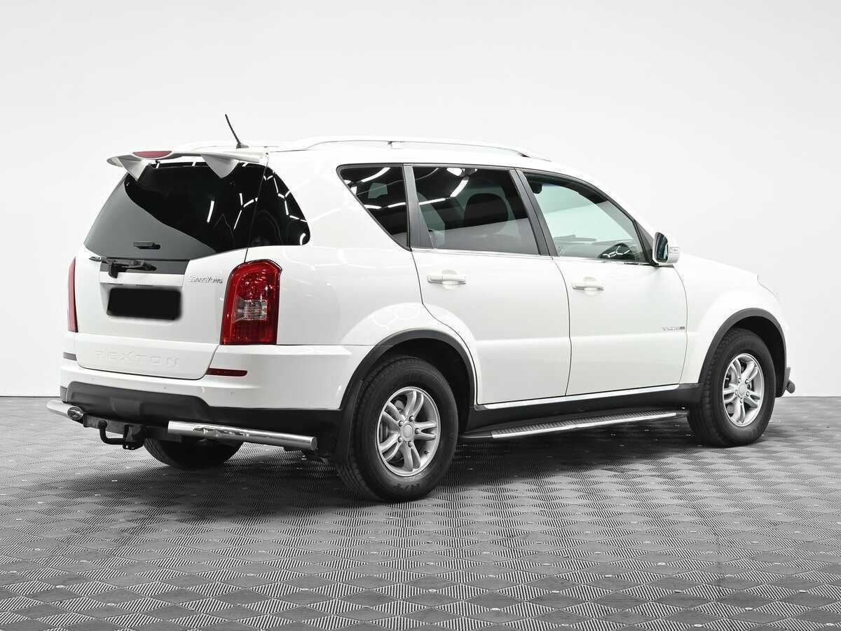 SsangYong Rexton б/у, 2013, Автоматическая. Фото: #1