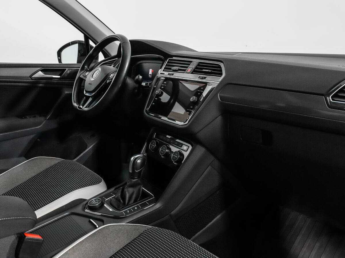 Volkswagen Tiguan б/у, 2019, Роботизированная. Фото: #12