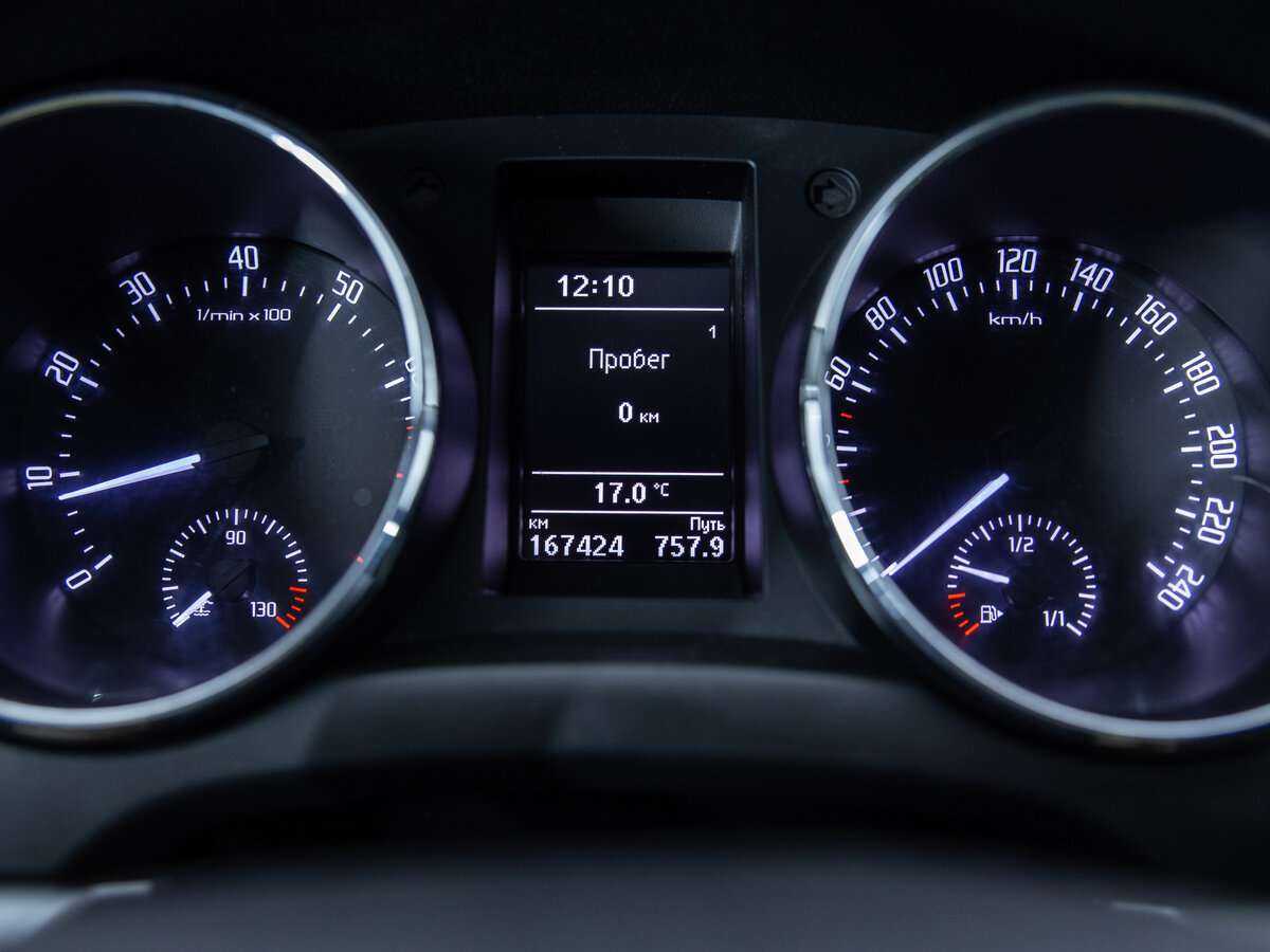 Skoda Yeti б/у, 2013, Механическая. Фото: #10