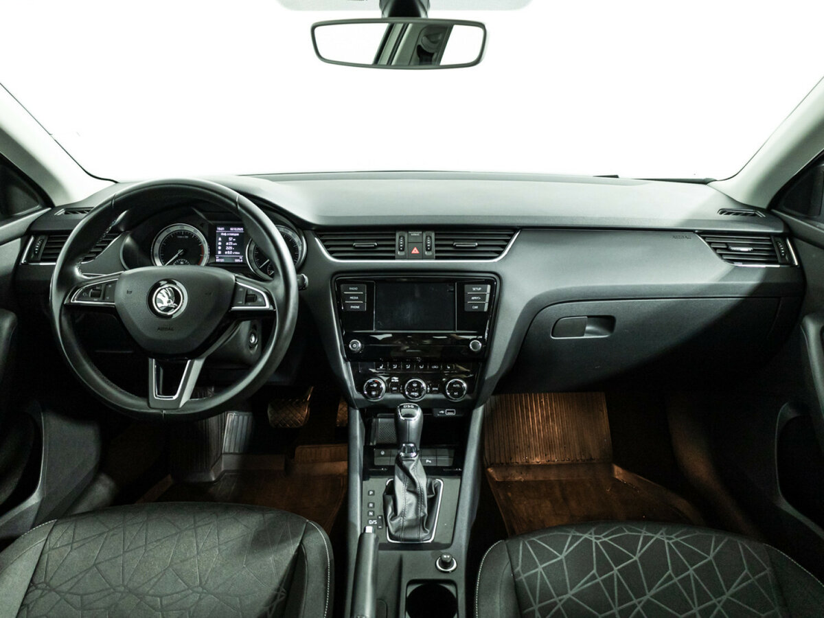 Skoda Octavia б/у, 2019, Роботизированная. Фото: #12