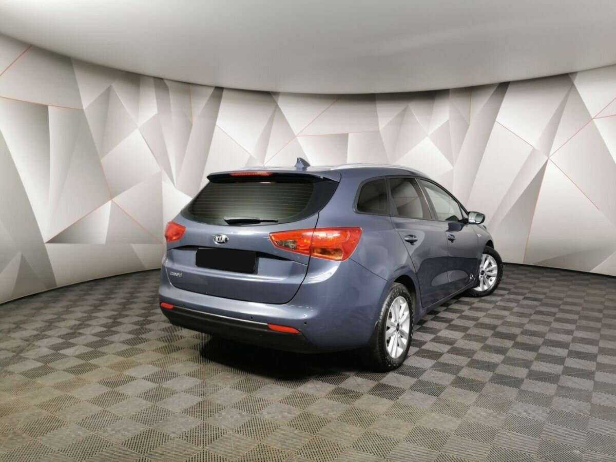 Kia Ceed б/у, 2018, Автоматическая. Фото: #1