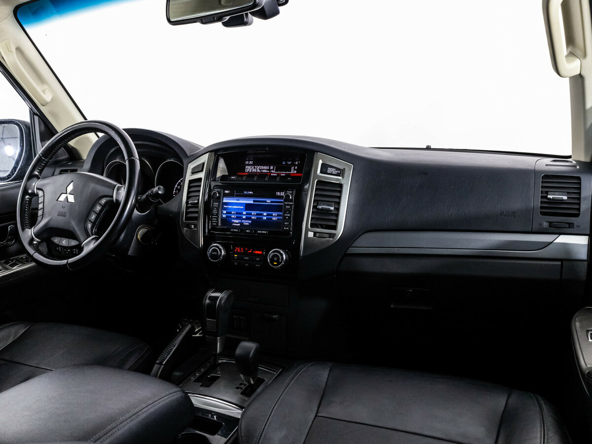 Mitsubishi Pajero б/у, 2014, Автоматическая. Фото: #6