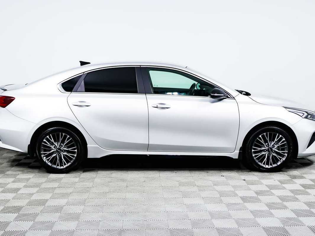 Kia Cerato б/у, 2022, Автоматическая. Фото: #3