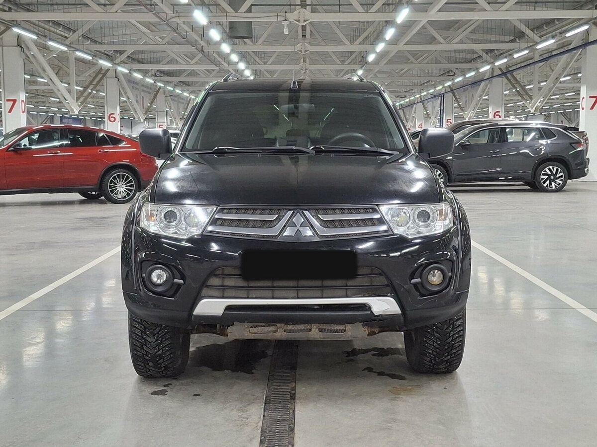 Mitsubishi Pajero Sport б/у, 2014, Механическая. Фото: #1