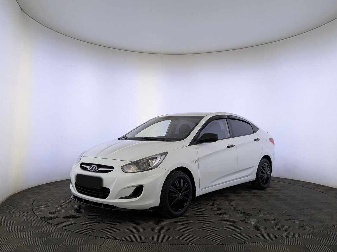 Hyundai Solaris б/у, 2013, Механическая. Фото: #0