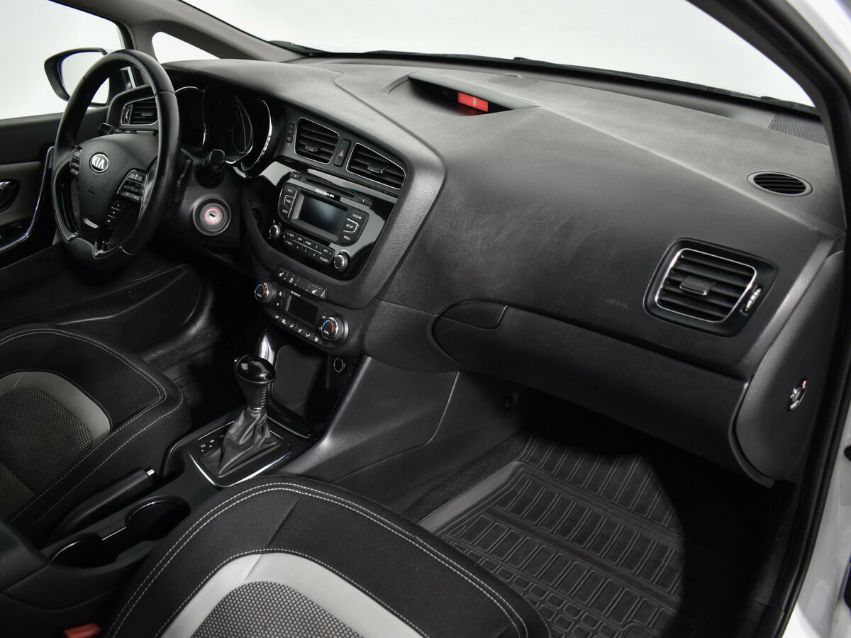 Kia Ceed б/у, 2013, Автоматическая. Фото: #11