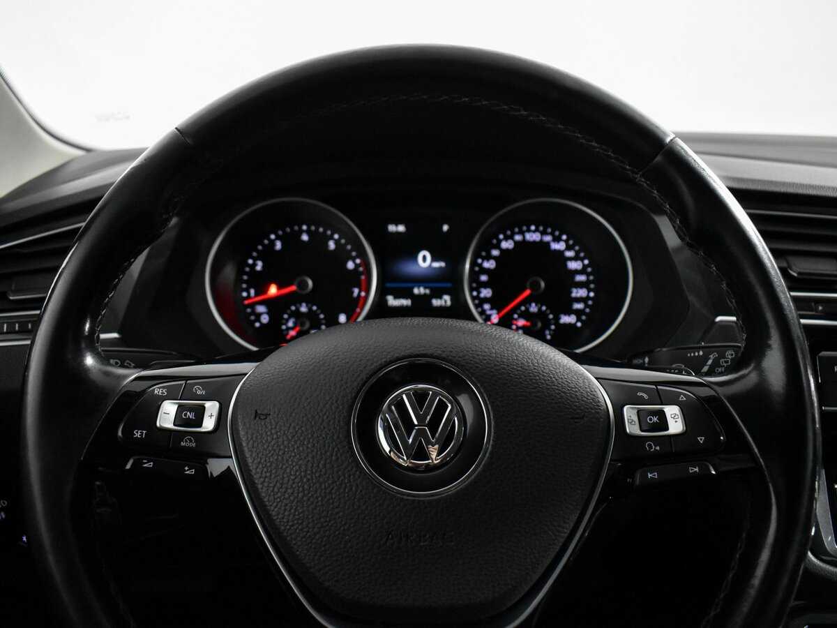 Volkswagen Tiguan б/у, 2017, Роботизированная. Фото: #19
