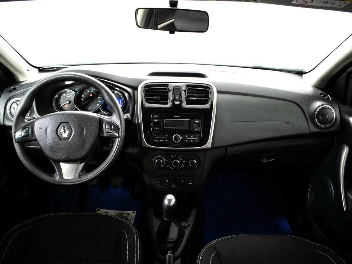 Renault Logan б/у, 2017, Механическая. Фото: #10
