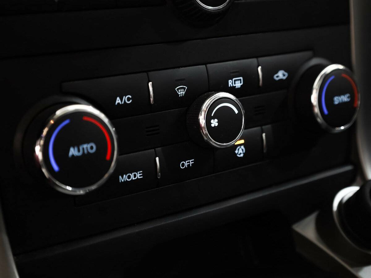 Chevrolet Captiva б/у, 2013, Автоматическая. Фото: #17