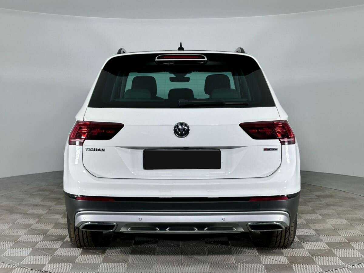 Volkswagen Tiguan б/у, 2019, Механическая. Фото: #3