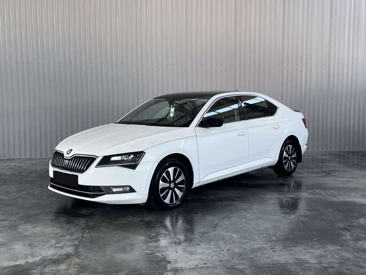 Skoda Superb б/у, 2015, Роботизированная. Посмотреть фото