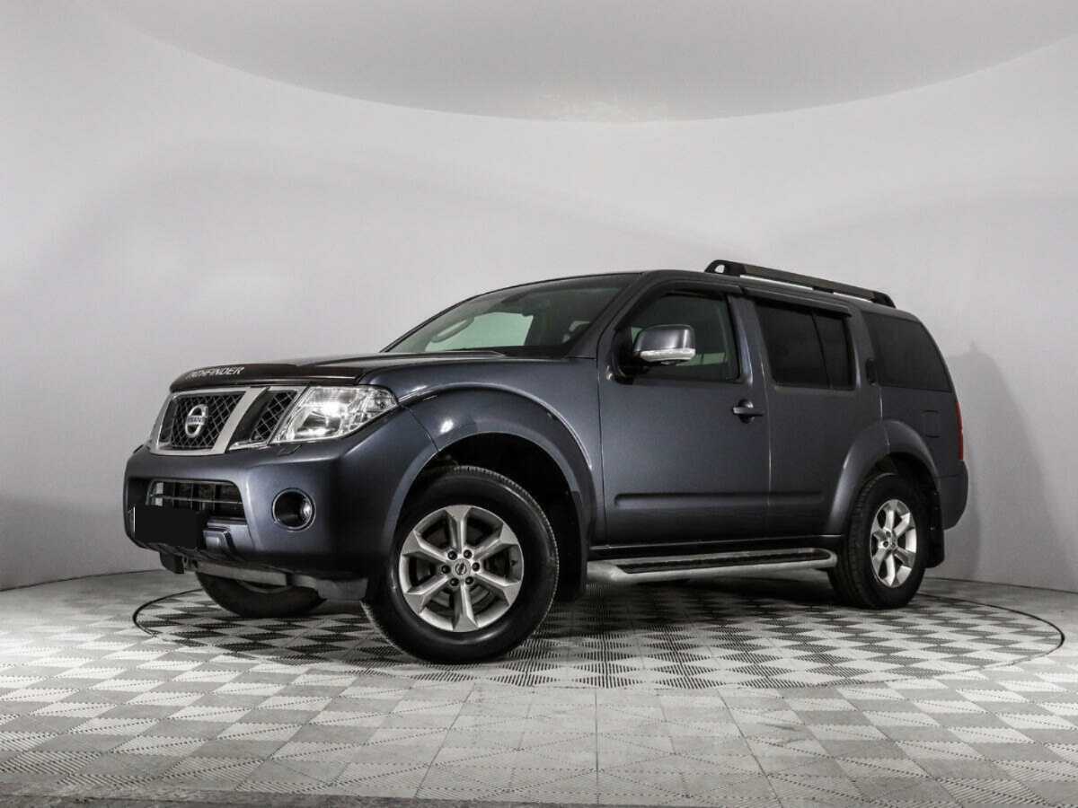 Nissan Pathfinder б/у, 2013, Механическая. Посмотреть фото