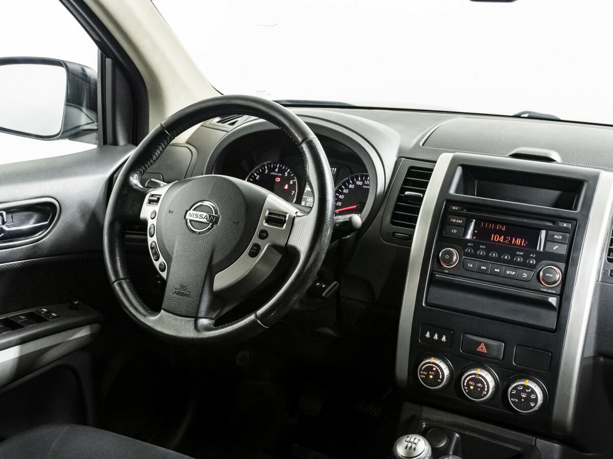 Nissan X-Trail б/у, 2014, Механическая. Фото: #6