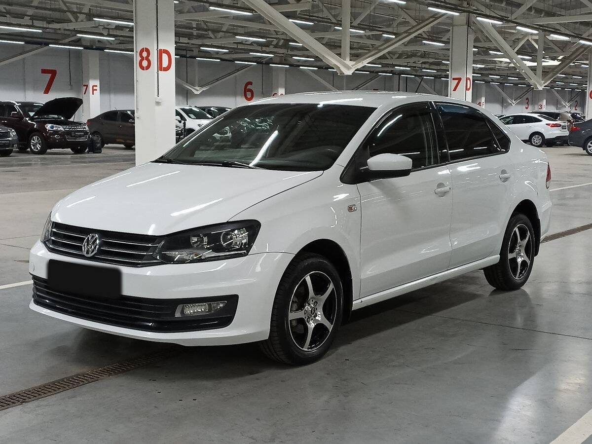 Volkswagen Polo б/у, 2016, Механическая. Посмотреть фото