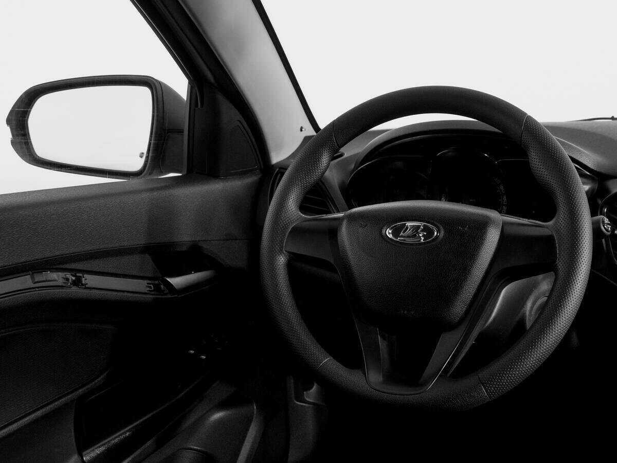 Lada (ВАЗ) Vesta б/у, 2019, Механическая. Фото: #13