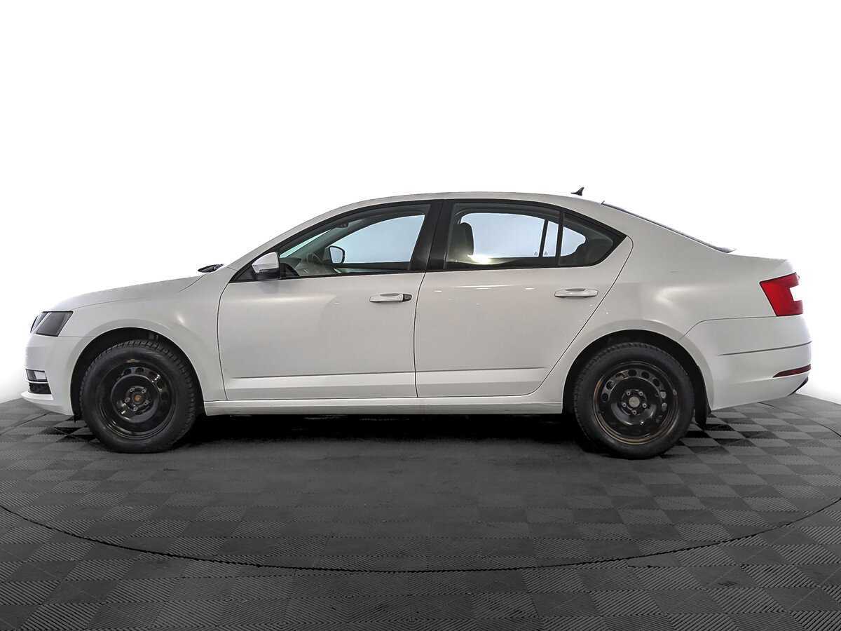 Skoda Octavia б/у, 2019, Механическая. Фото: #7