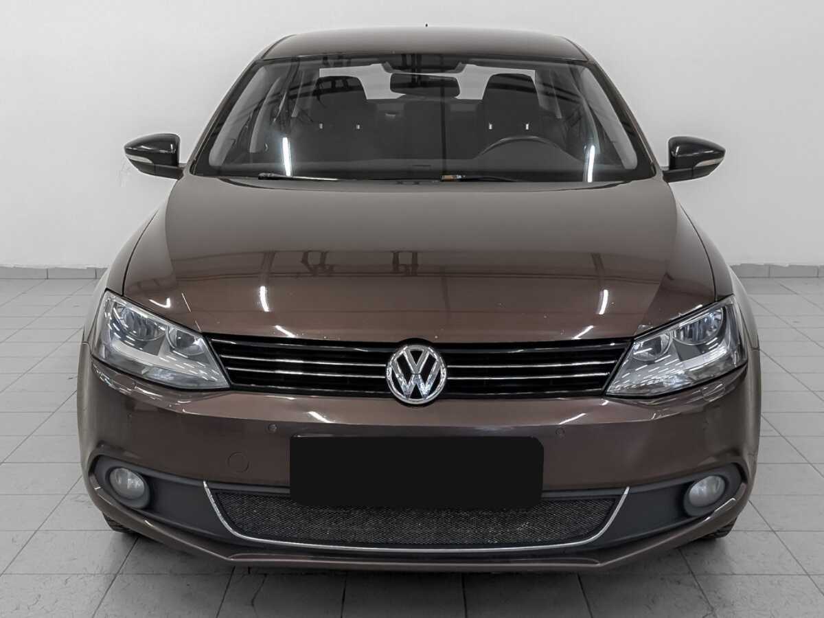 Volkswagen Jetta б/у, 2014, Автоматическая. Фото: #1