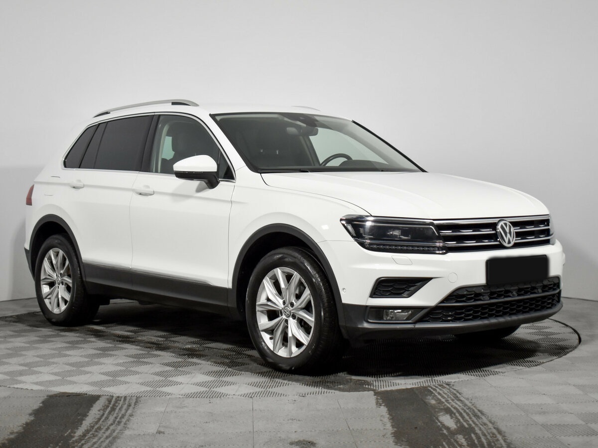 Volkswagen Tiguan б/у, 2020, Роботизированная. Фото: #2