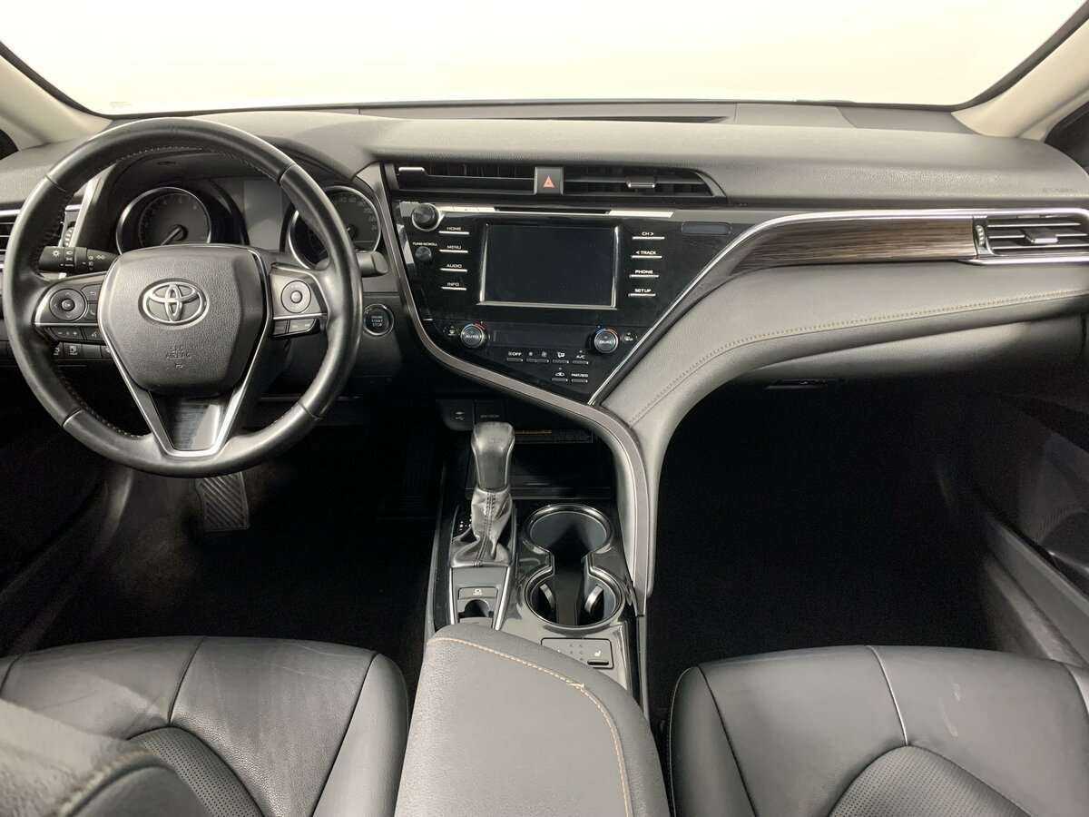 Toyota Camry б/у, 2020, Автоматическая. Фото: #11