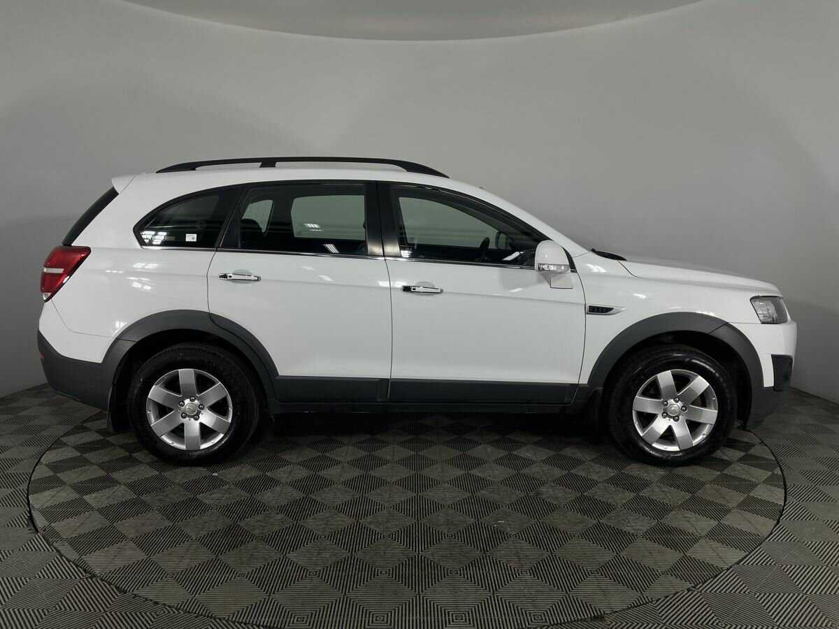 Chevrolet Captiva б/у, 2014, Автоматическая. Фото: #3