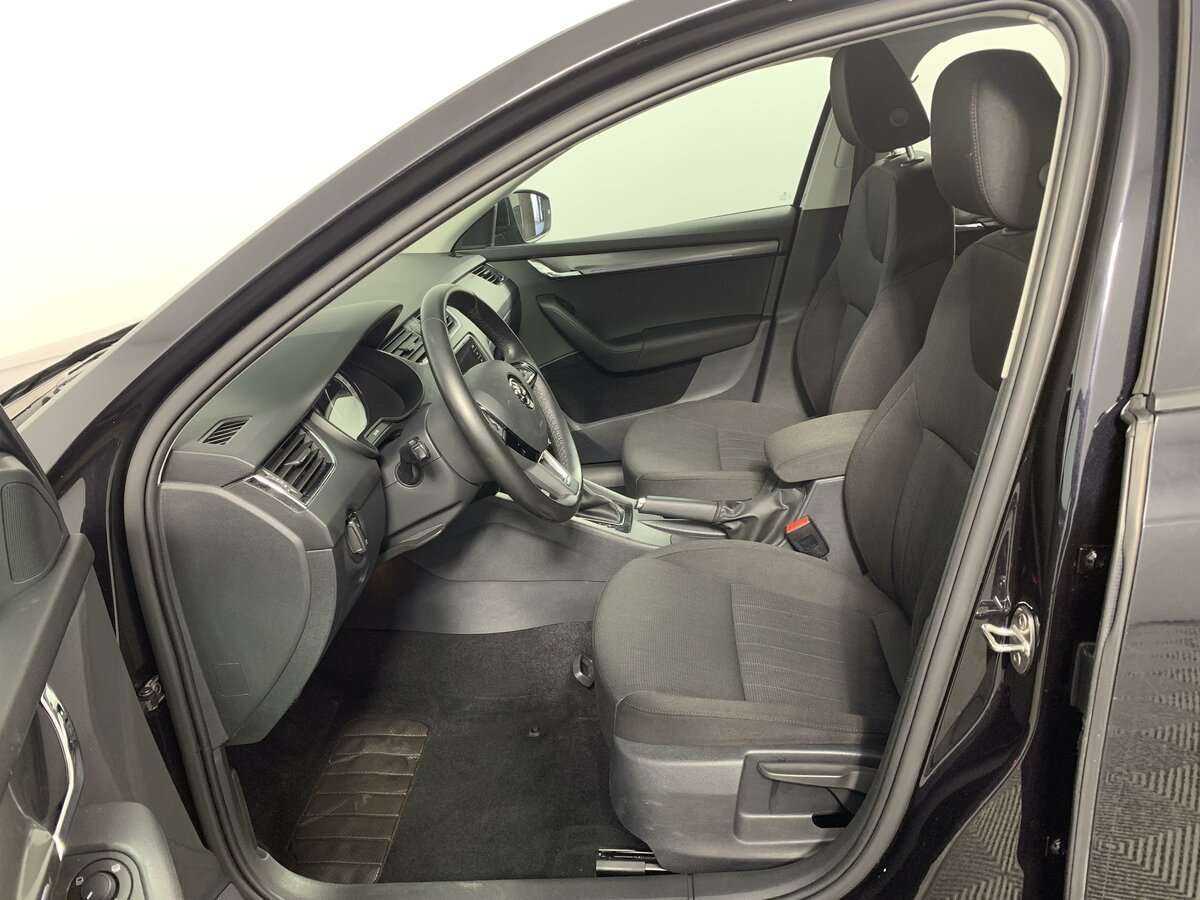 Skoda Octavia б/у, 2018, Роботизированная. Фото: #11