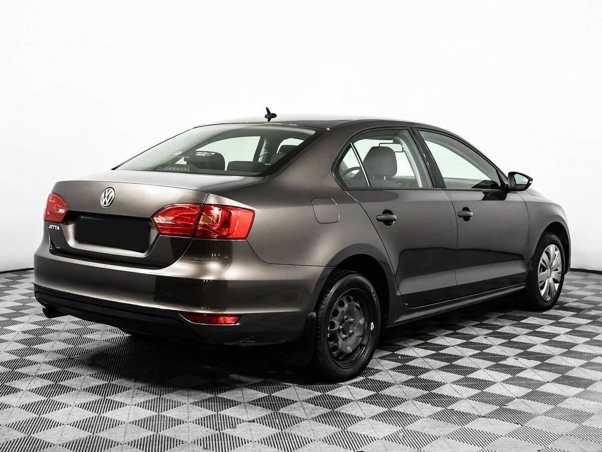Volkswagen Jetta б/у, 2013, Автоматическая. Фото: #4