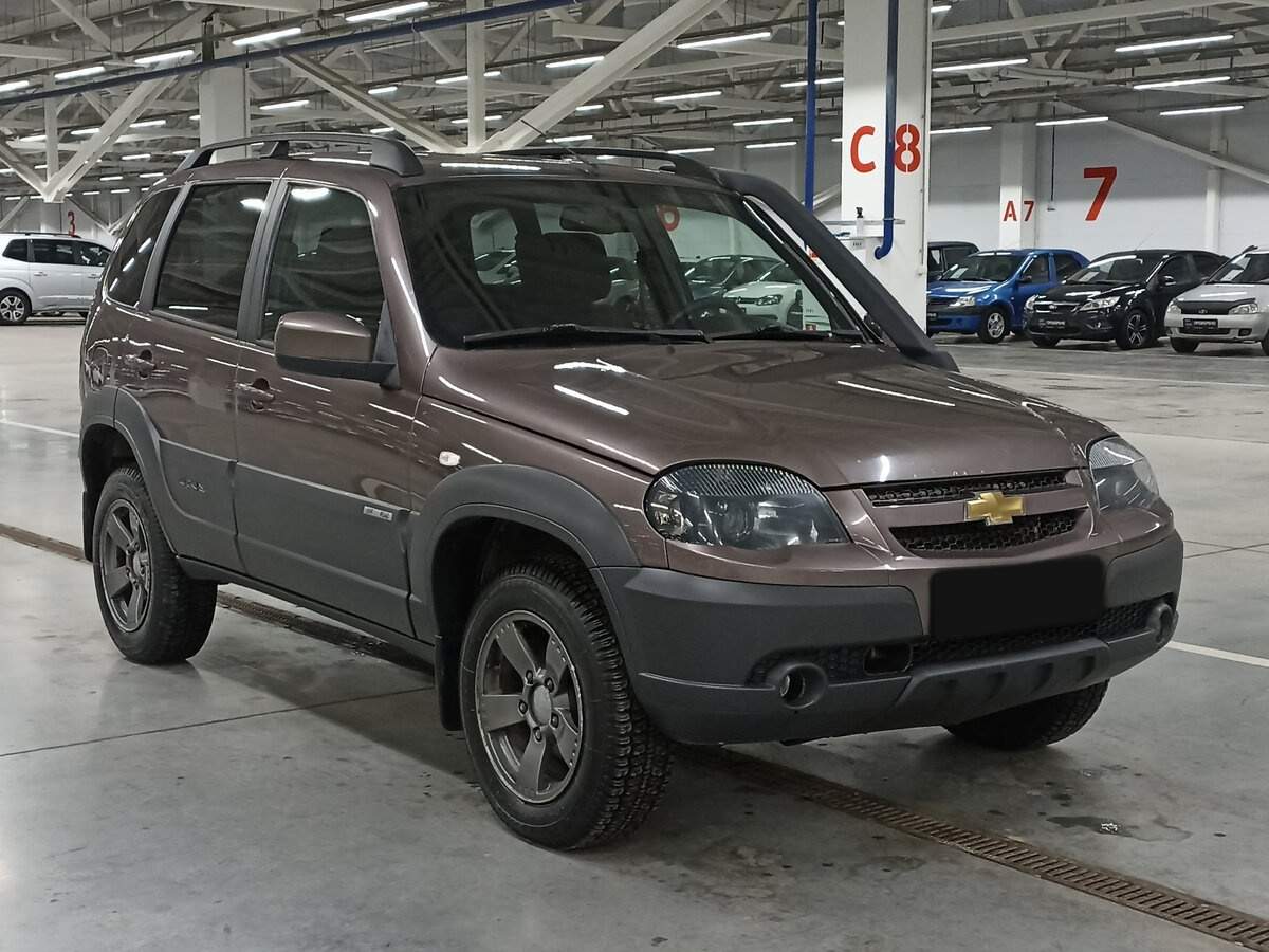 Chevrolet Niva б/у, 2018, Механическая. Фото: #2