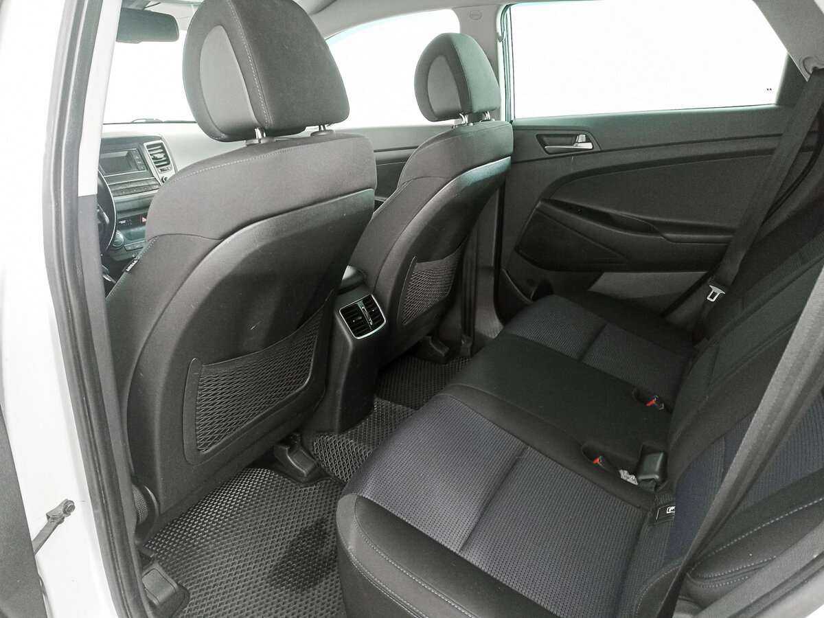 Hyundai Tucson б/у, 2017, Автоматическая. Фото: #9