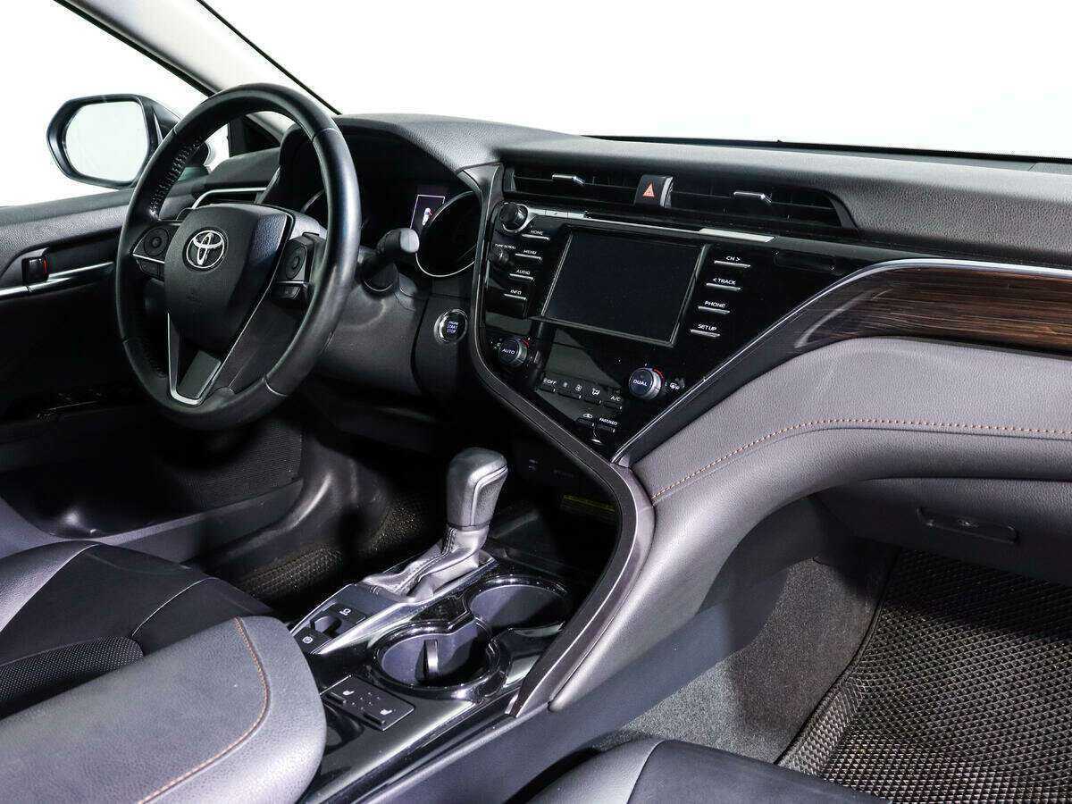 Toyota Camry б/у, 2020, Автоматическая. Фото: #8