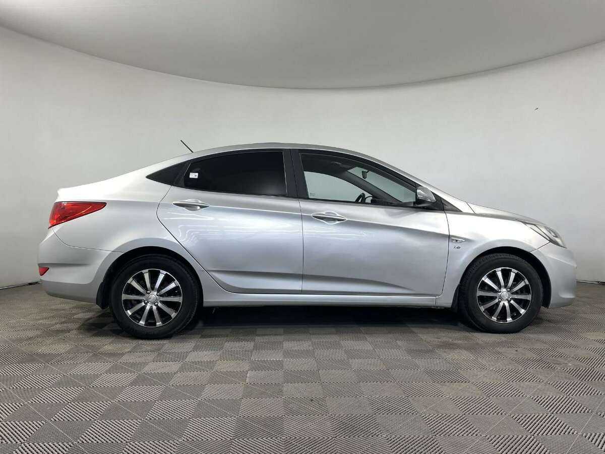 Hyundai Solaris б/у, 2014, Механическая. Фото: #3