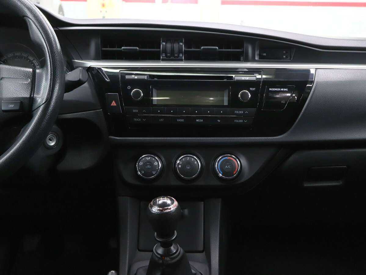 Toyota Corolla б/у, 2014, Механическая. Фото: #16