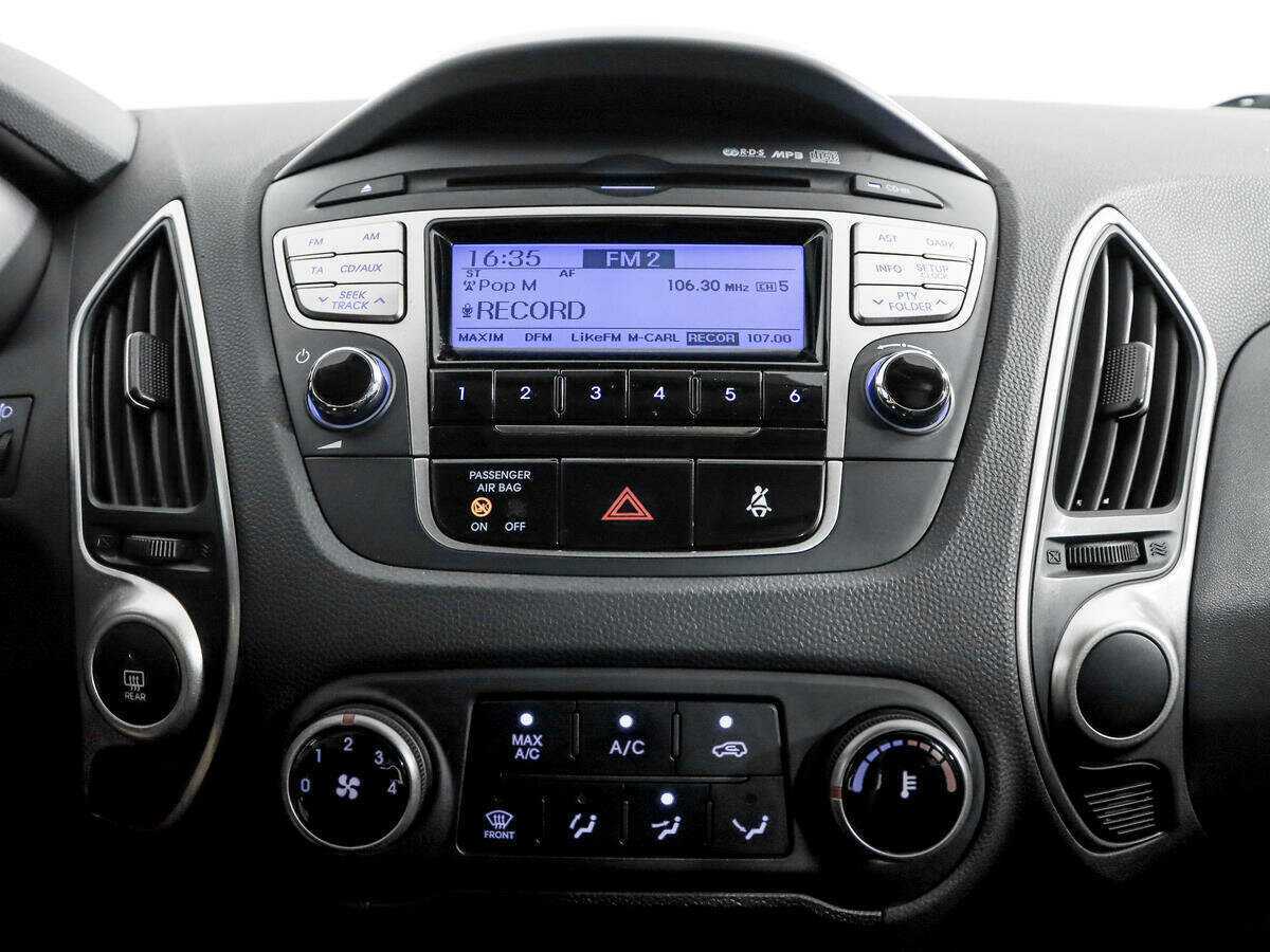 Hyundai ix35 б/у, 2012, Механическая. Фото: #9
