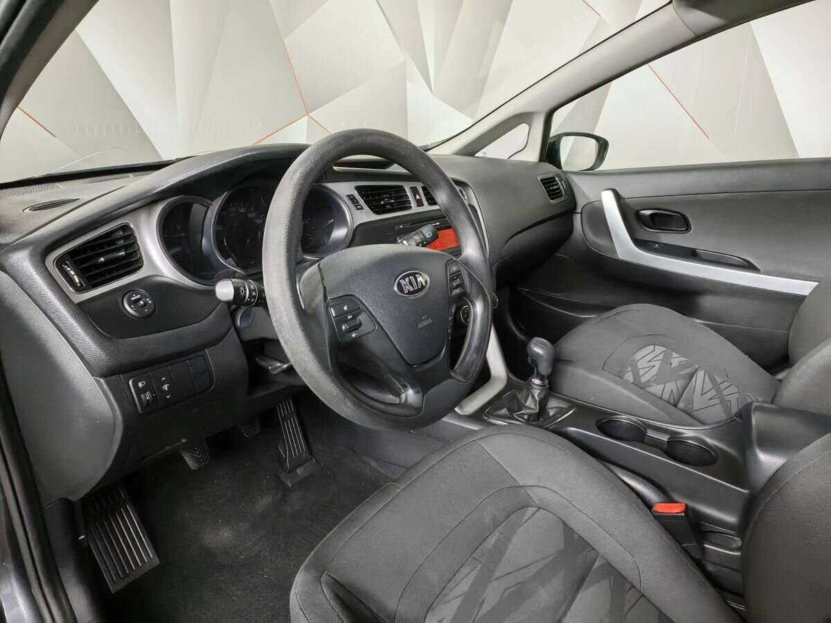 Kia Ceed б/у, 2014, Механическая. Фото: #13