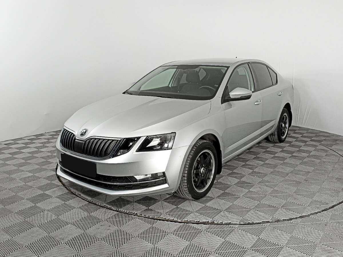 Skoda Octavia б/у, 2018, Роботизированная. Фото: #0