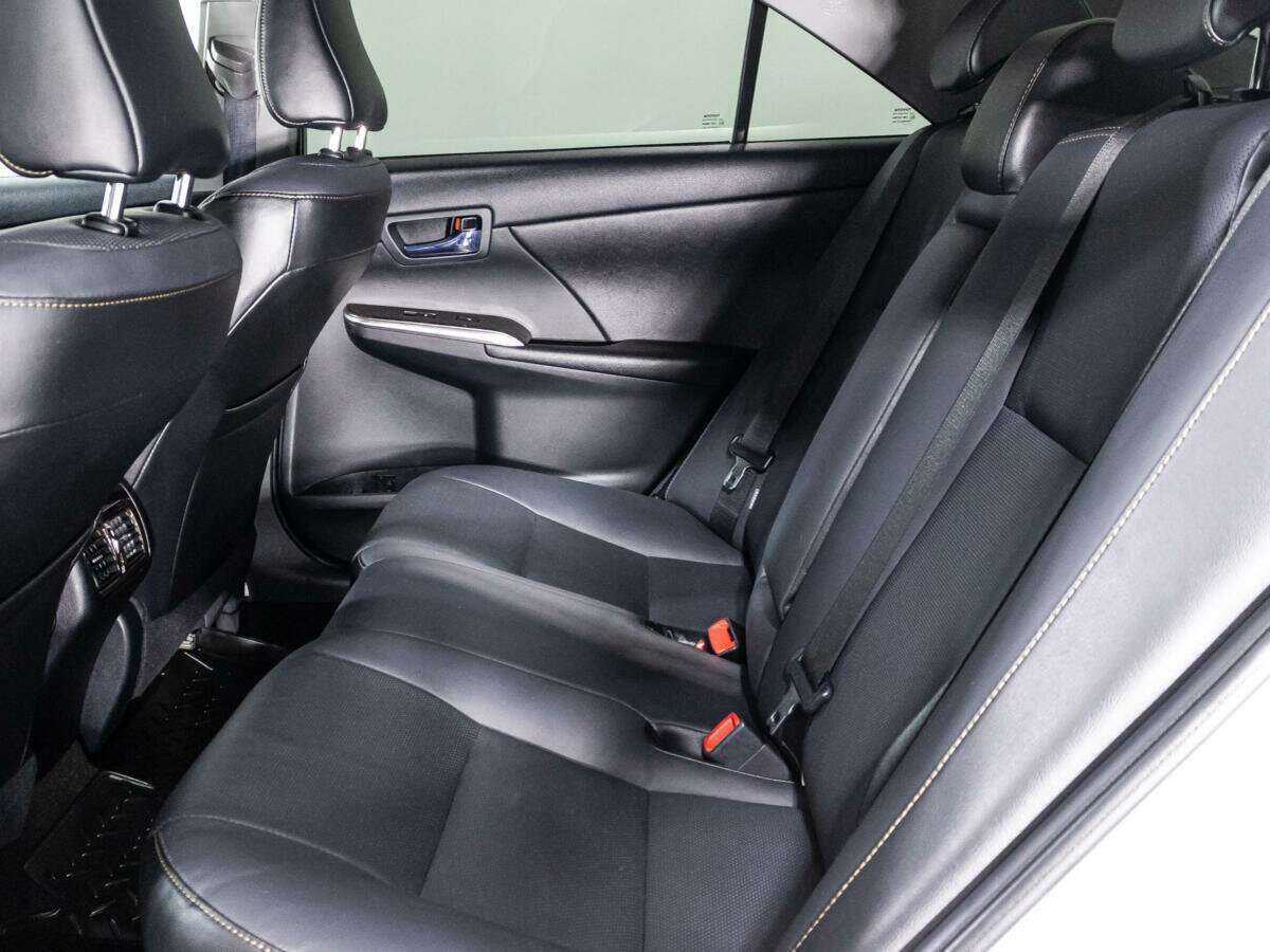 Toyota Camry б/у, 2017, Автоматическая. Фото: #9
