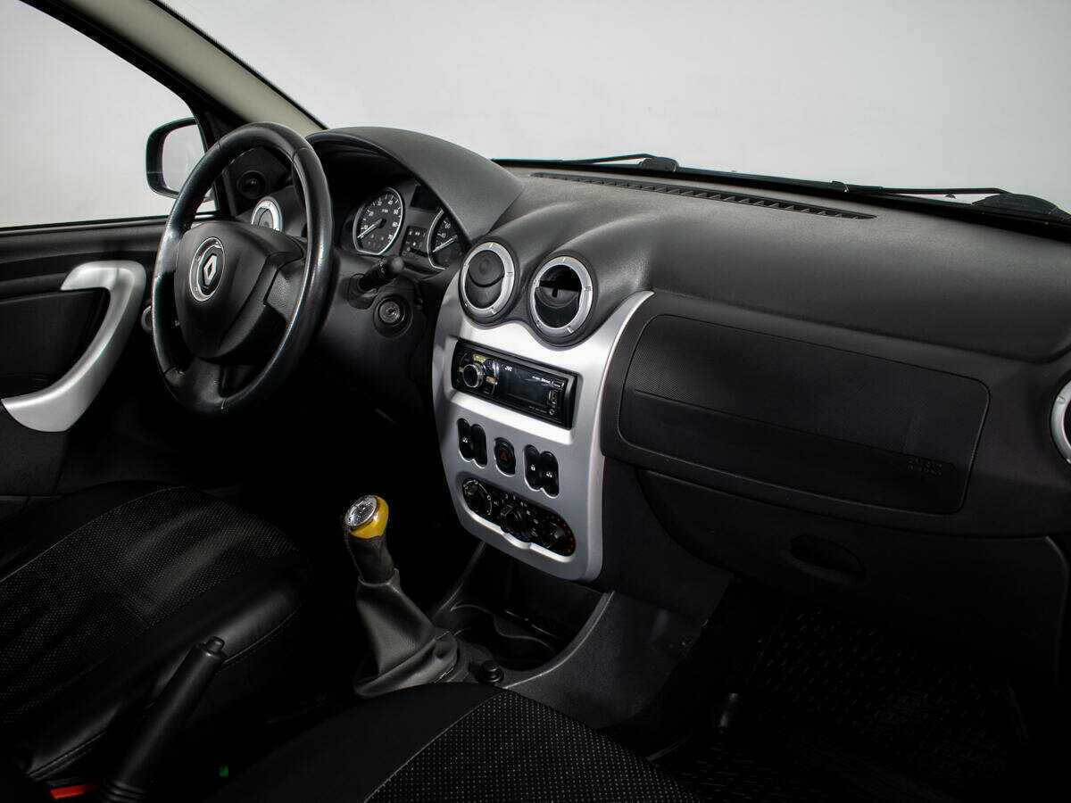 Renault Sandero б/у, 2012, Механическая. Фото: #8