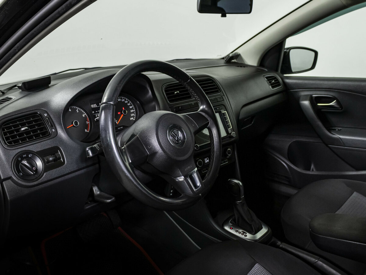 Volkswagen Polo б/у, 2014, Автоматическая. Фото: #7