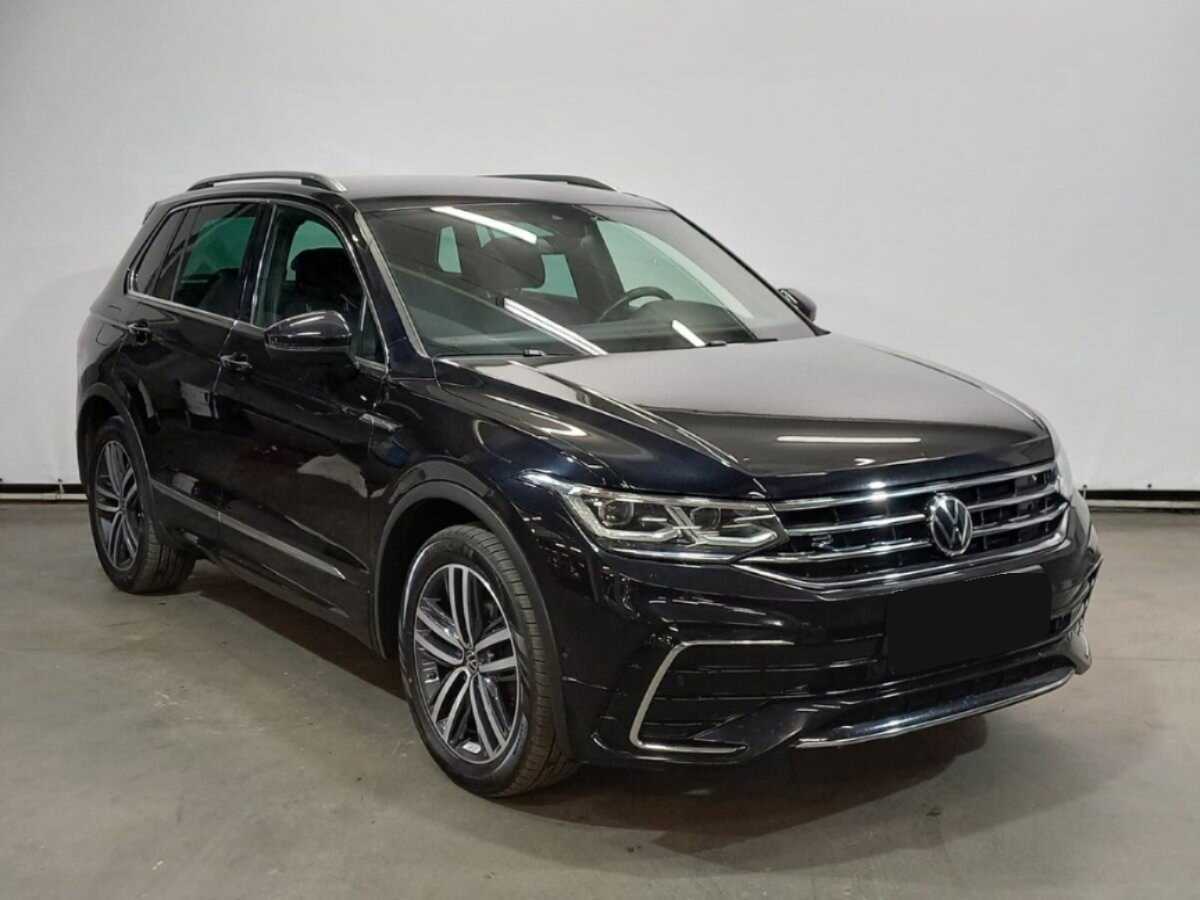 Volkswagen Tiguan б/у, 2021, Роботизированная. Фото: #2