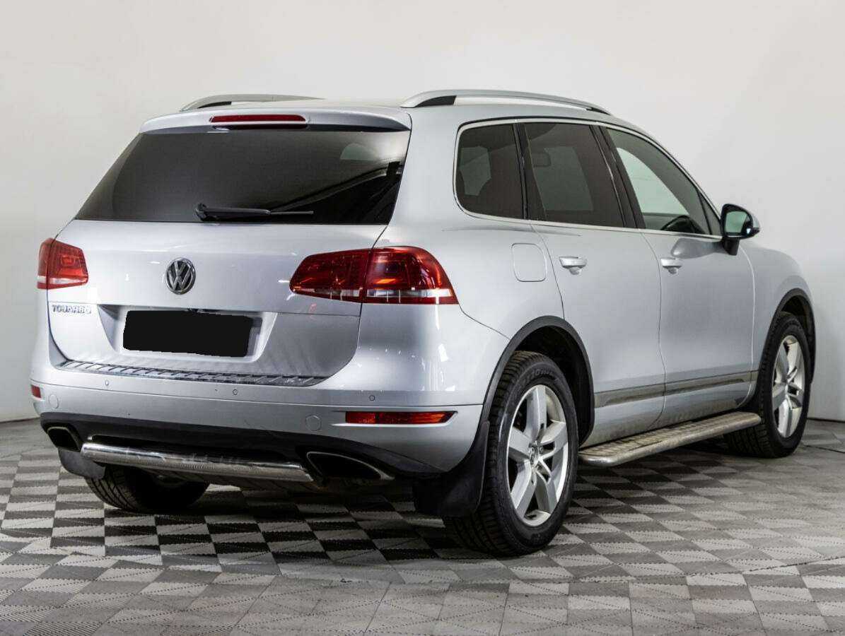 Volkswagen Touareg б/у, 2012, Автоматическая. Фото: #3