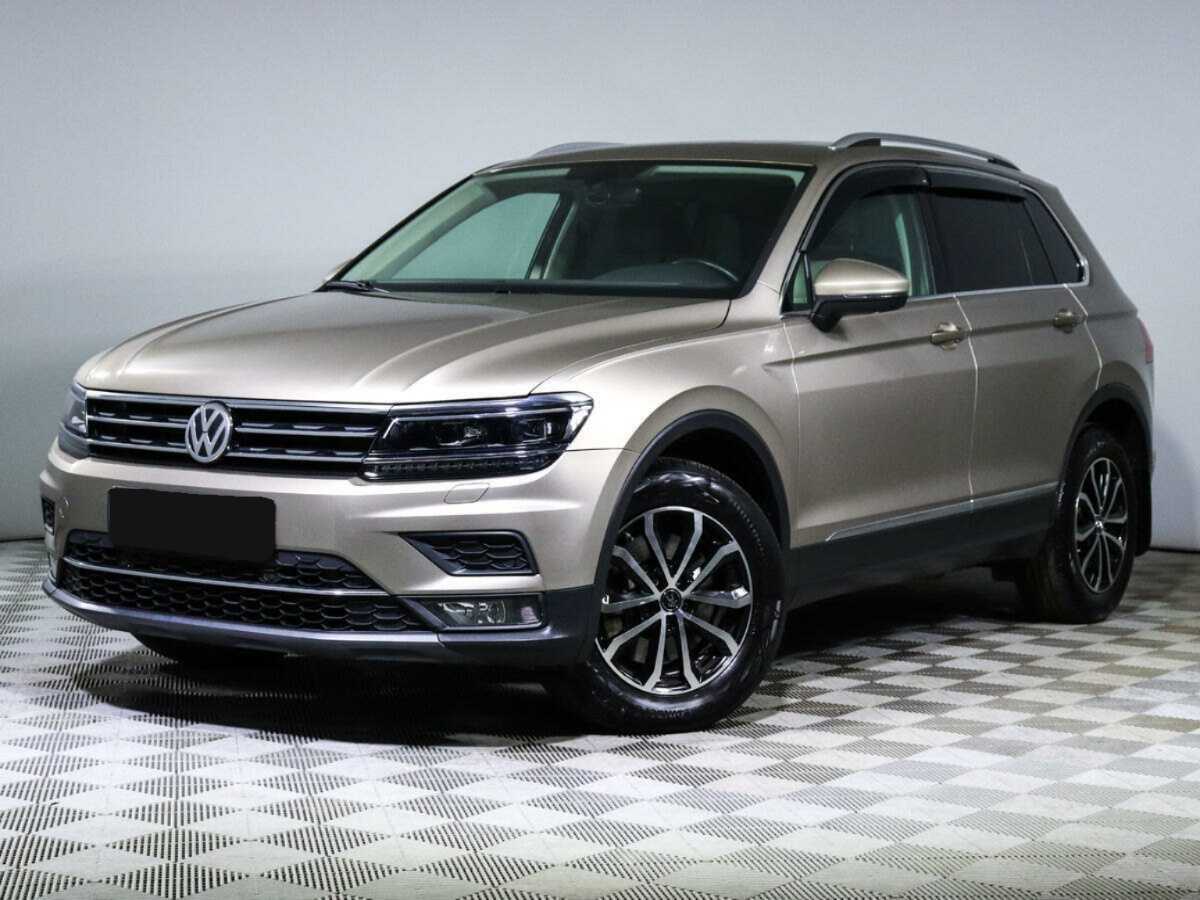 Volkswagen Tiguan б/у, 2018, Роботизированная. Посмотреть фото