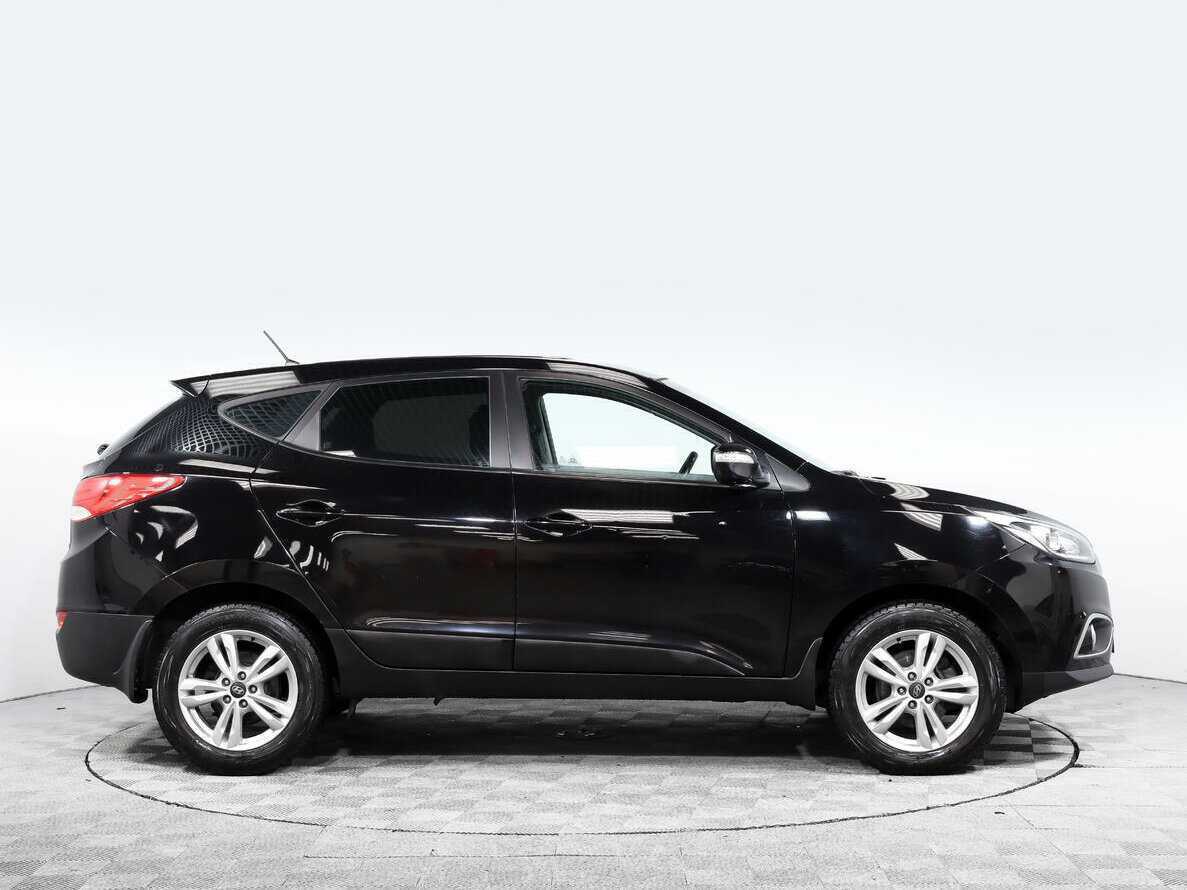 Hyundai ix35 б/у, 2013, Механическая. Фото: #2