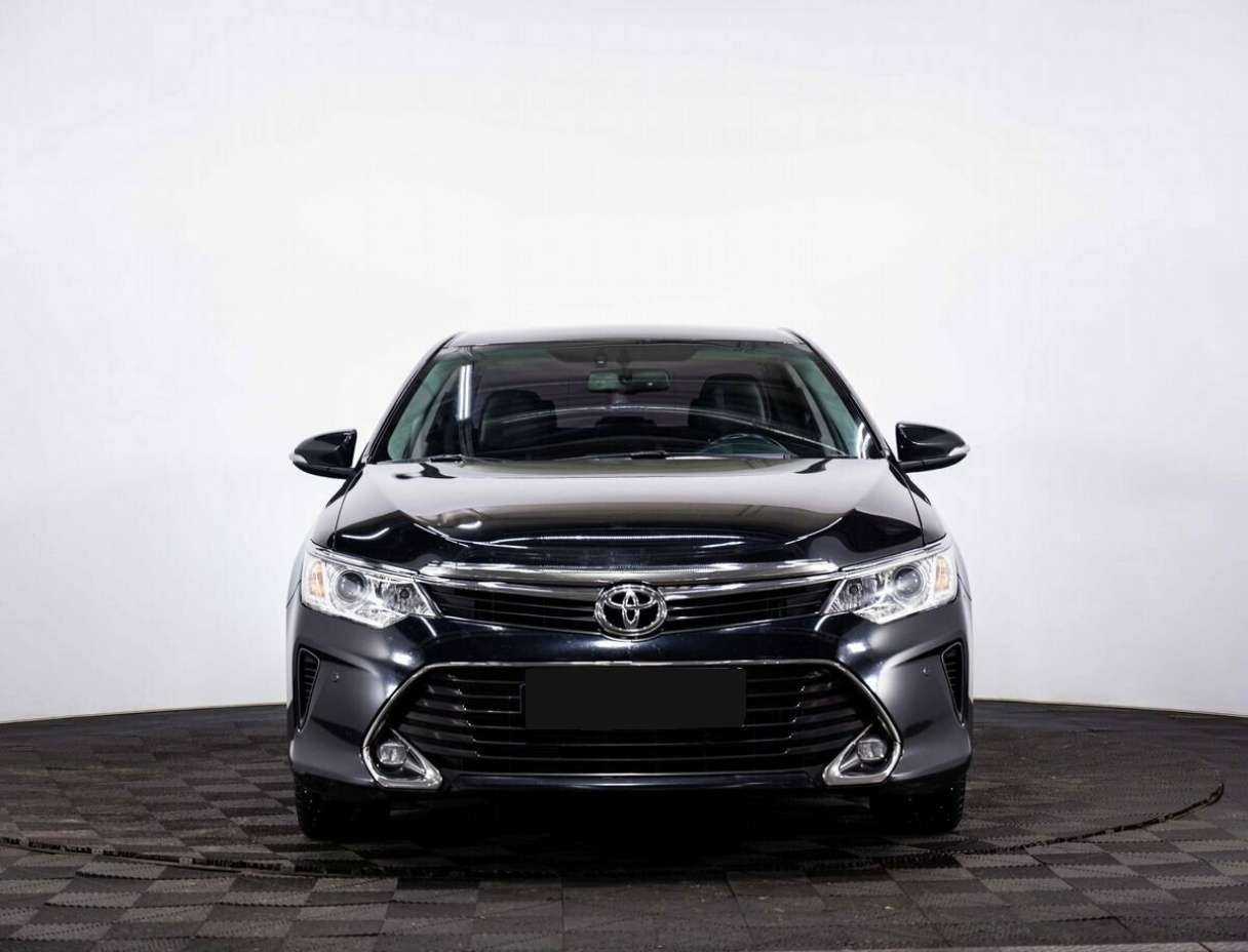 Toyota Camry б/у, 2018, Автоматическая. Фото: #1