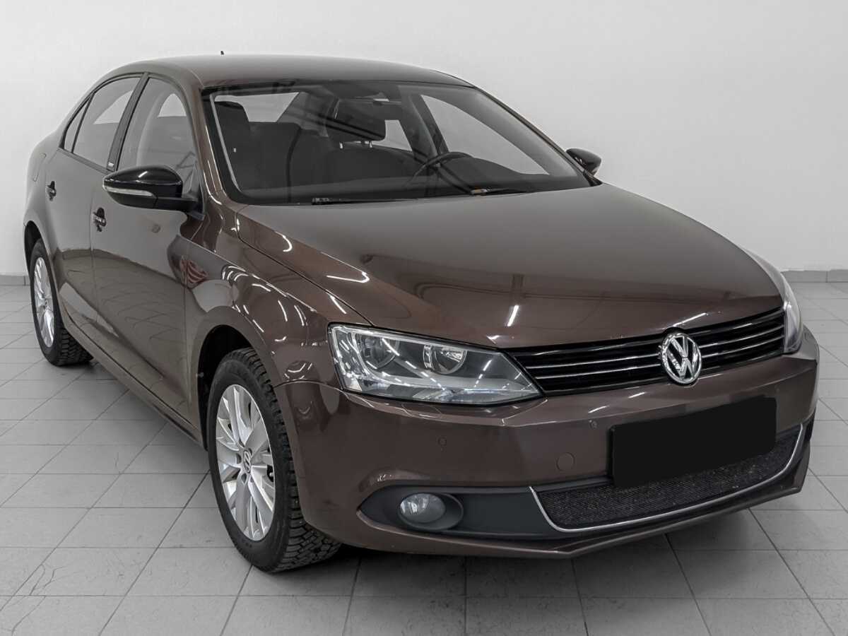 Volkswagen Jetta б/у, 2014, Автоматическая. Фото: #2