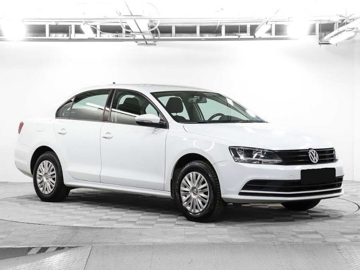 Volkswagen Jetta б/у, 2017, Роботизированная. Фото: #2