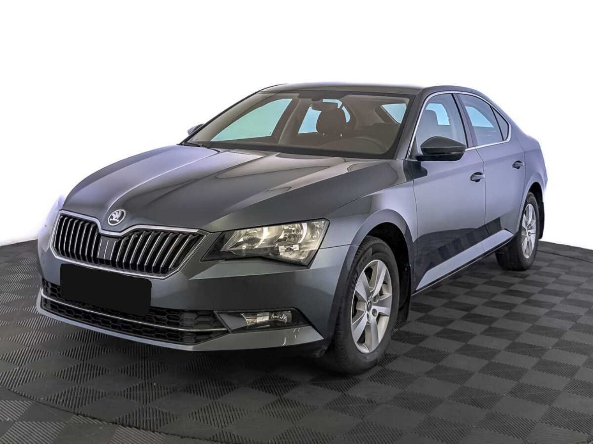 Skoda Superb б/у, 2019, Роботизированная. Фото: #0