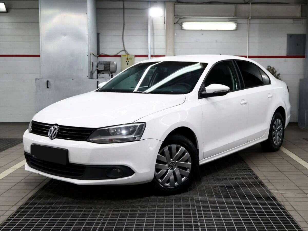 Volkswagen Jetta б/у, 2013, Механическая. Посмотреть фото